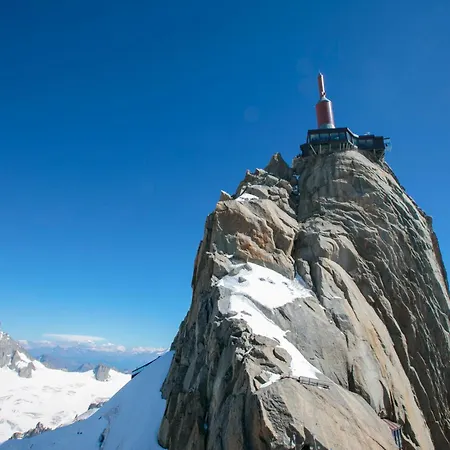 Apartament Le Refuge Du Bouchet Authentic Alpine Refuge Near Chamonix | Peaceful Escape - Happy Rentals *